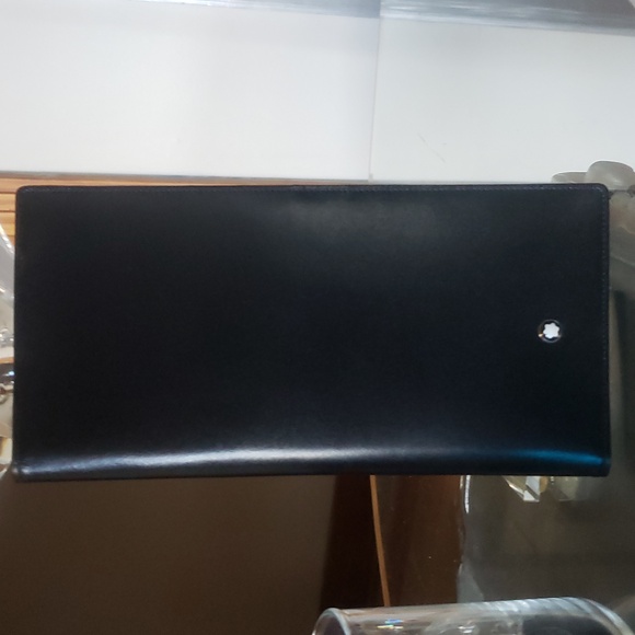 Mont Blanc card holder/checkier - Picture 1 of 4